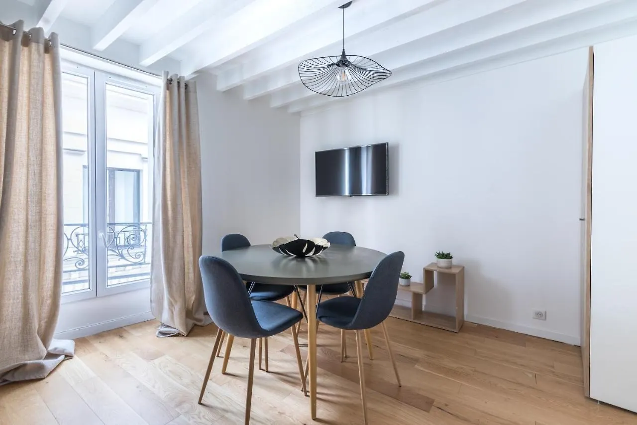 Διαμέρισμα Grands Boulevards - 41 - *